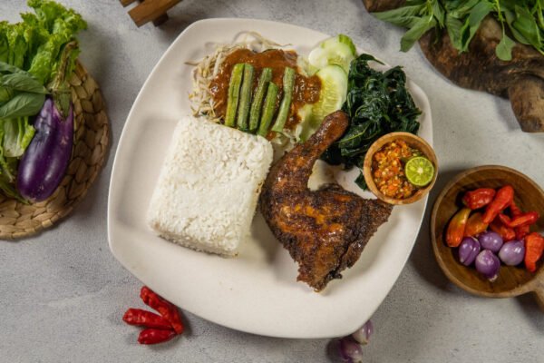 Paket Semar Pecel Ayam Bakar/Kremes Negeri